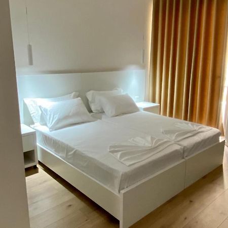 Violet'S Boutique Apartments ซารานเดอ ภายนอก รูปภาพ