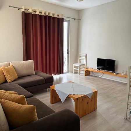 Violet'S Boutique Apartments ซารานเดอ ภายนอก รูปภาพ