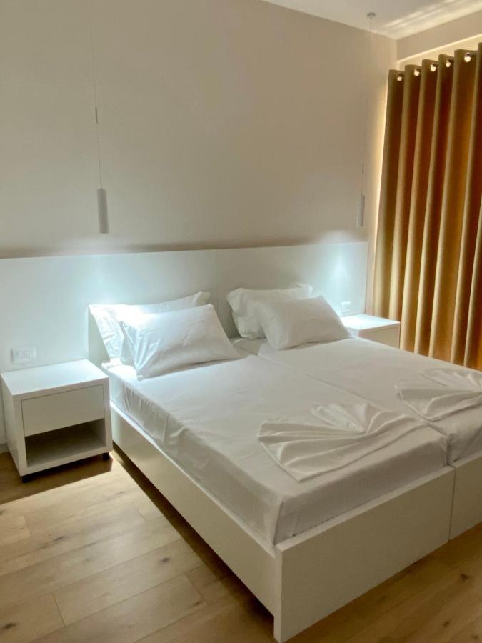 Violet'S Boutique Apartments ซารานเดอ ภายนอก รูปภาพ