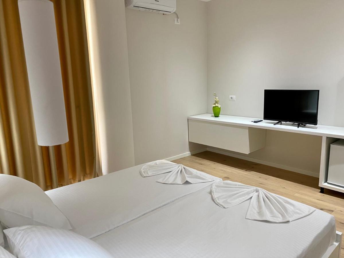 Violet'S Boutique Apartments ซารานเดอ ภายนอก รูปภาพ