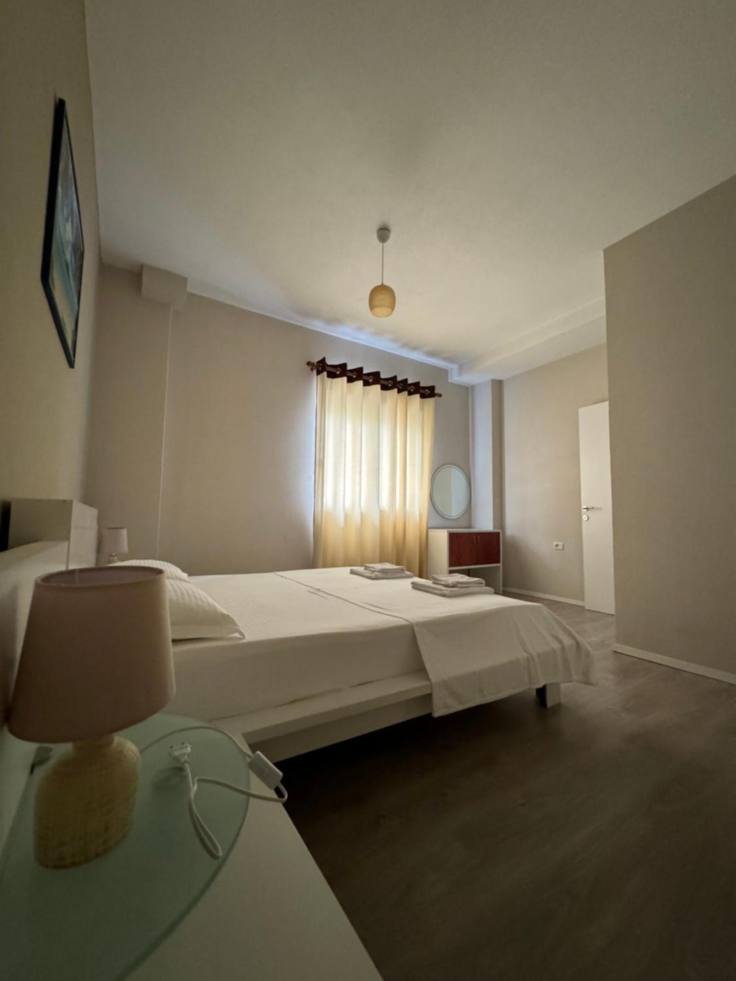 Violet'S Boutique Apartments ซารานเดอ ภายนอก รูปภาพ