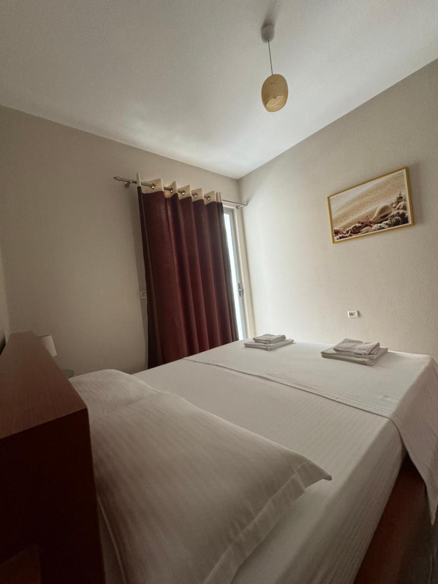 Violet'S Boutique Apartments ซารานเดอ ภายนอก รูปภาพ