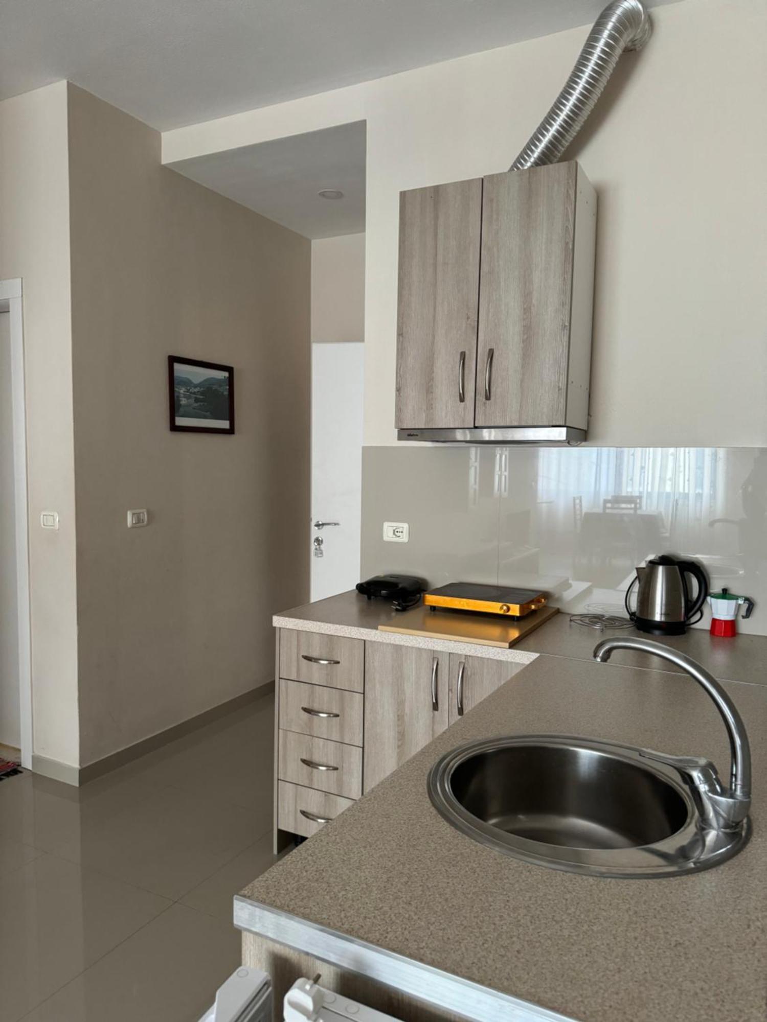 Violet'S Boutique Apartments ซารานเดอ ภายนอก รูปภาพ