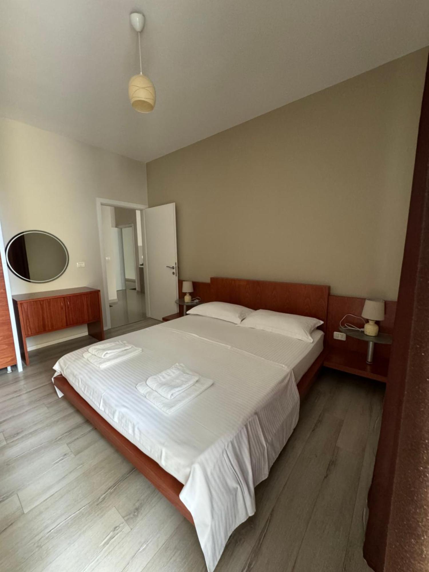 Violet'S Boutique Apartments ซารานเดอ ภายนอก รูปภาพ