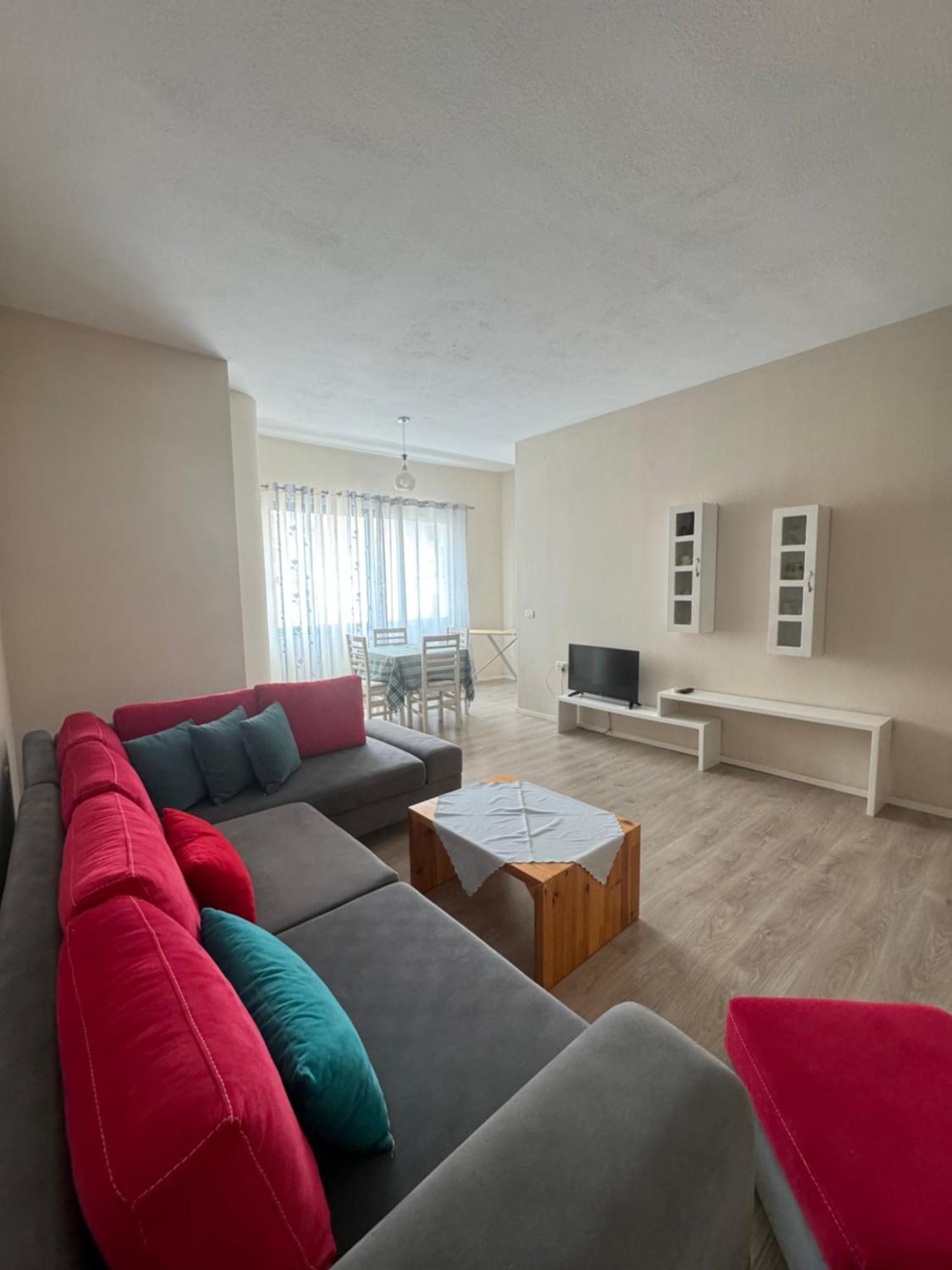Violet'S Boutique Apartments ซารานเดอ ภายนอก รูปภาพ