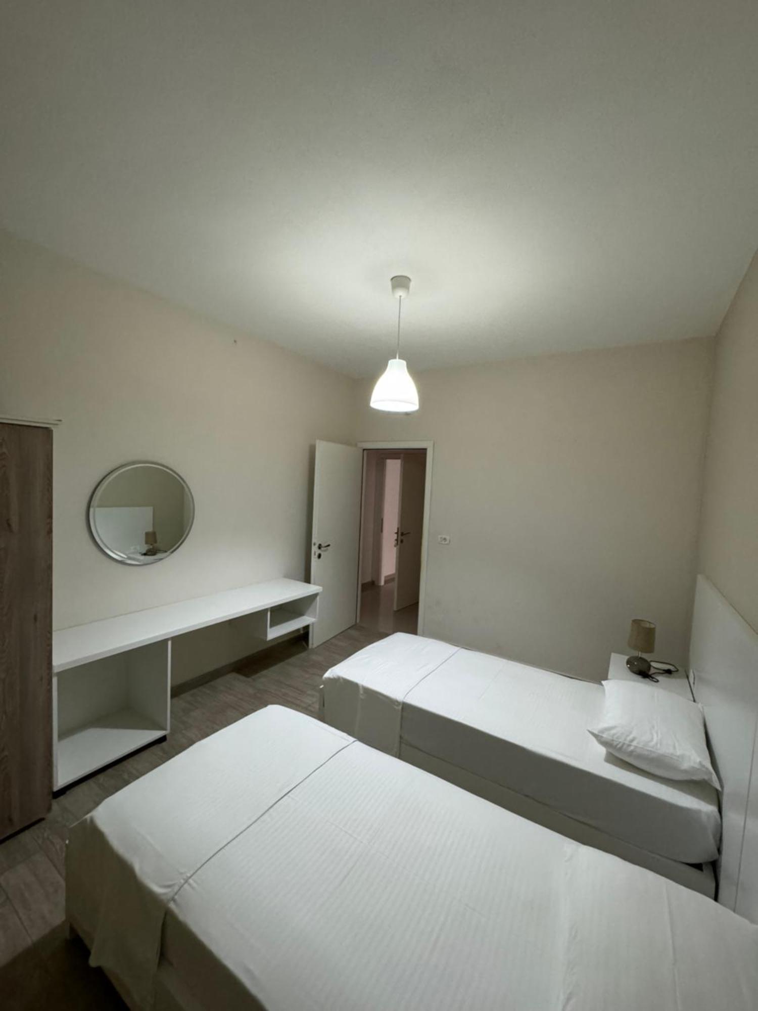 Violet'S Boutique Apartments ซารานเดอ ภายนอก รูปภาพ